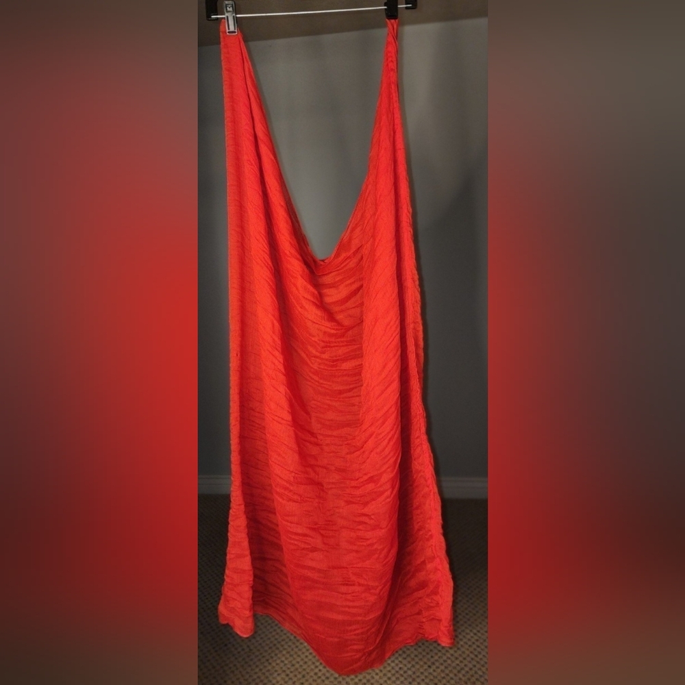 Red Infinity Scarf - Picture 4 of 7